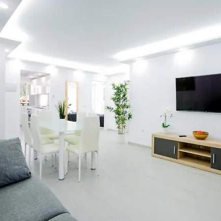 5b Jardines Canarios Sul Mar Smart Tv Y Fibra Apartament Los Cristianos (Tenerife)